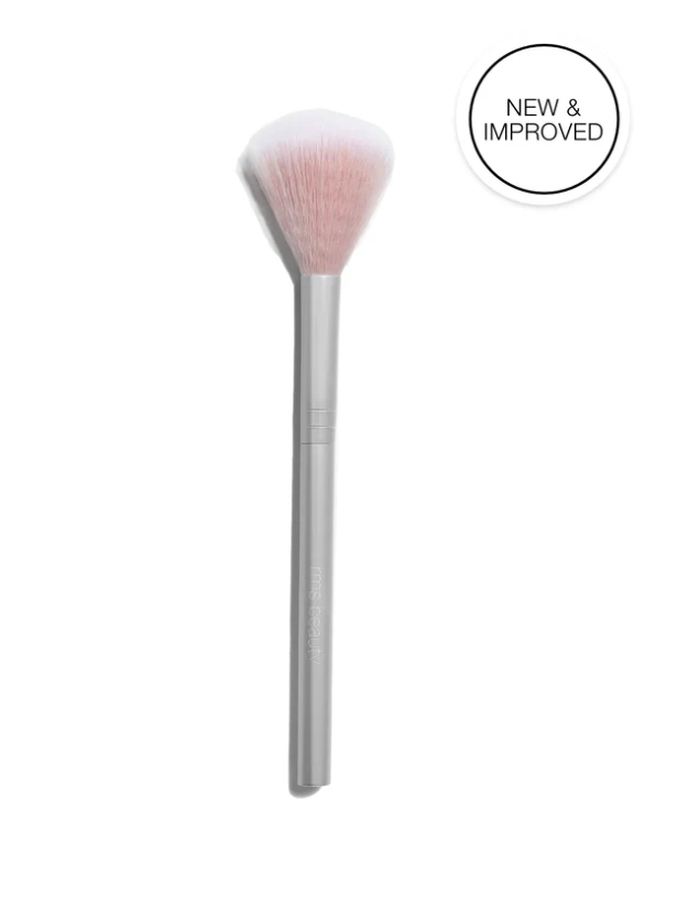 Skin2Skin Classic Fan Brush